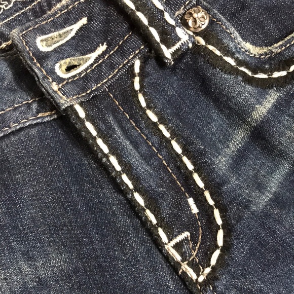 ๐ Miss Me Cross Wing Distressed Denim Jean - Picture 8 of 15